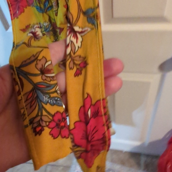 🏝️French Atmosphere Floral Jumpsuit Sleeveless W/Ruffle Ties At Waist Small NWT - Picture 5 of 13